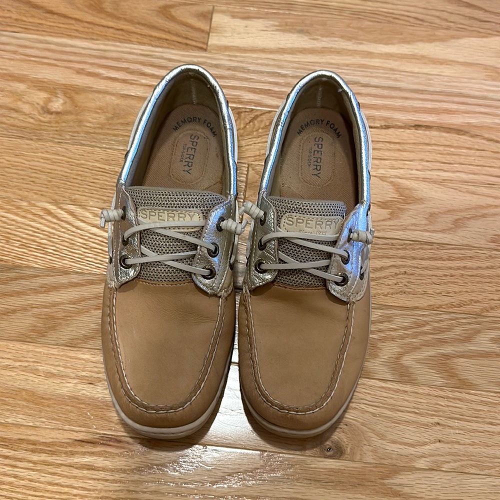 Gently Worn Sperrys